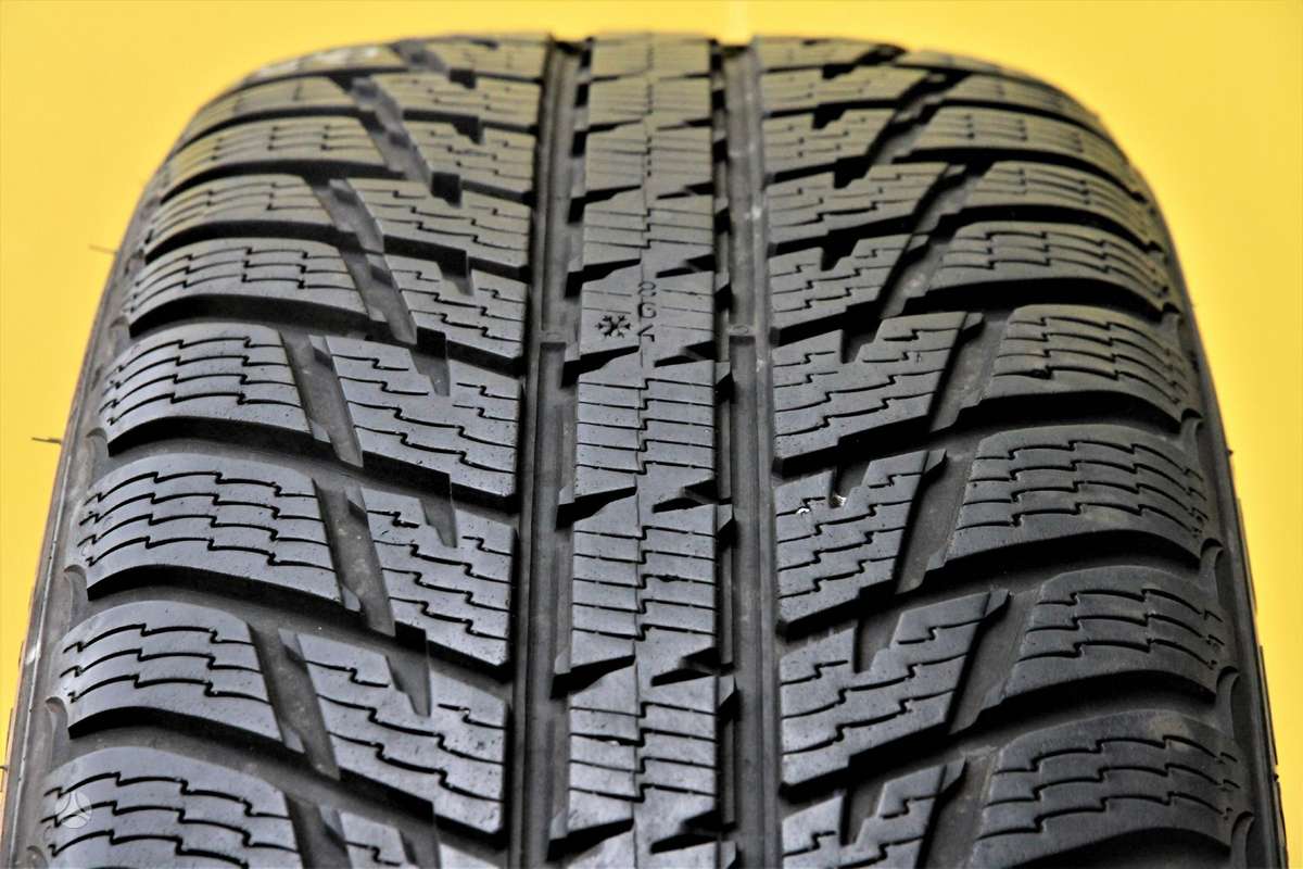 Nokian WR SUV 3 žieminės 235 55 R20 A21821120