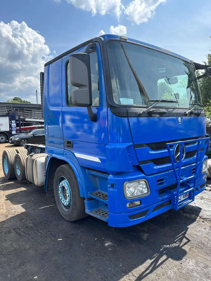 Mercedes Benz Actros Miegamoji Vieta M A