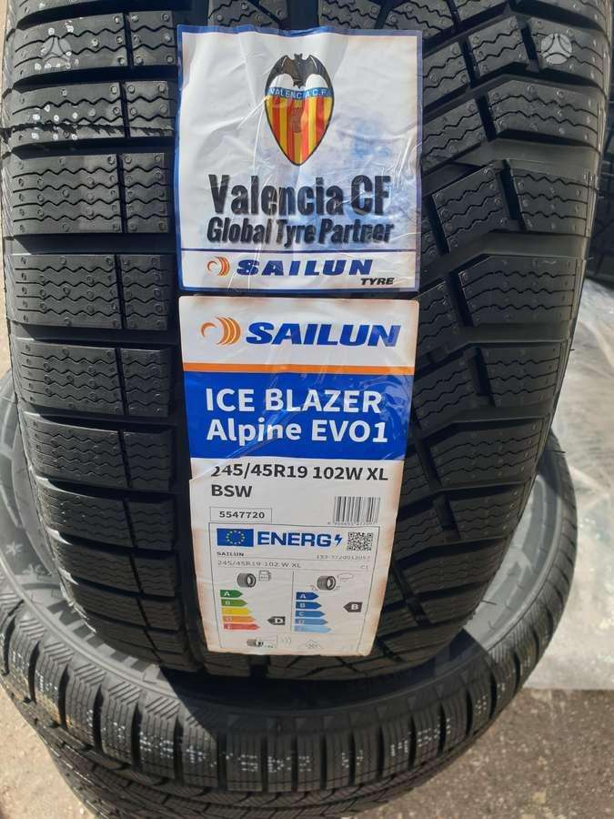 Sailun ICE BLAZER ALPINE EVO 1 žieminės 245 45 R19 A24652082