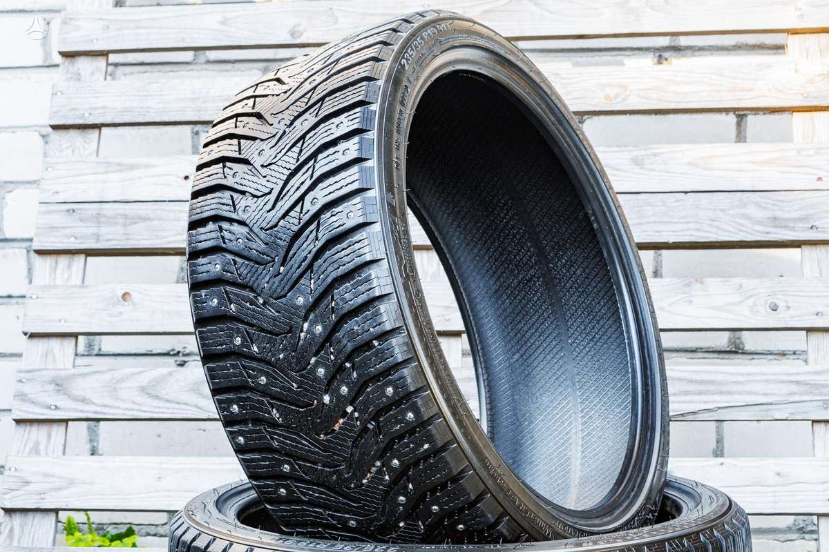 Kumho Wintercraft Ice Wi31 žieminės 235 35 R19 A26854753