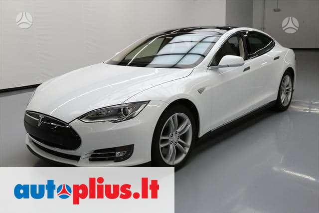 Tesla Model S Dalimis