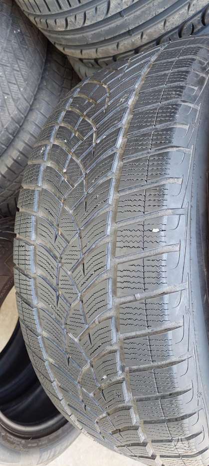 Goodyear, žieminės 255/50 R19 | A19964065
