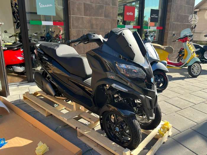 Piaggio MP3 310cc, tricikli