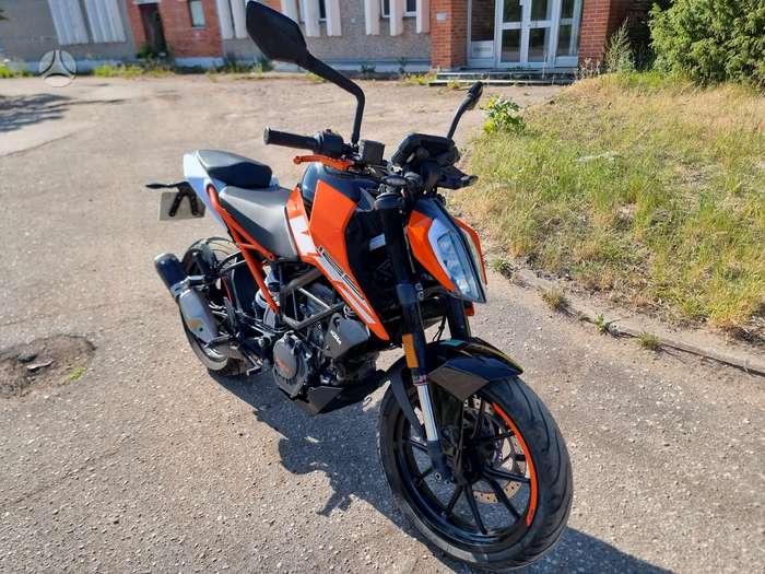 Ktm duke store 125 kaina