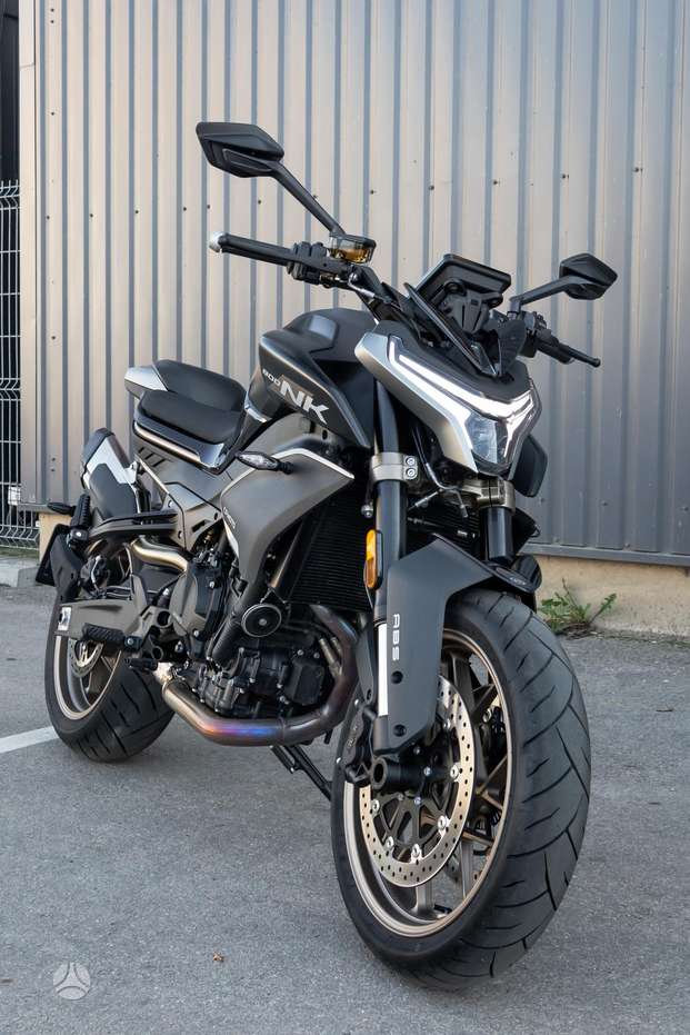 CFMOTO 800NK 800cc, street / klasikiniai
