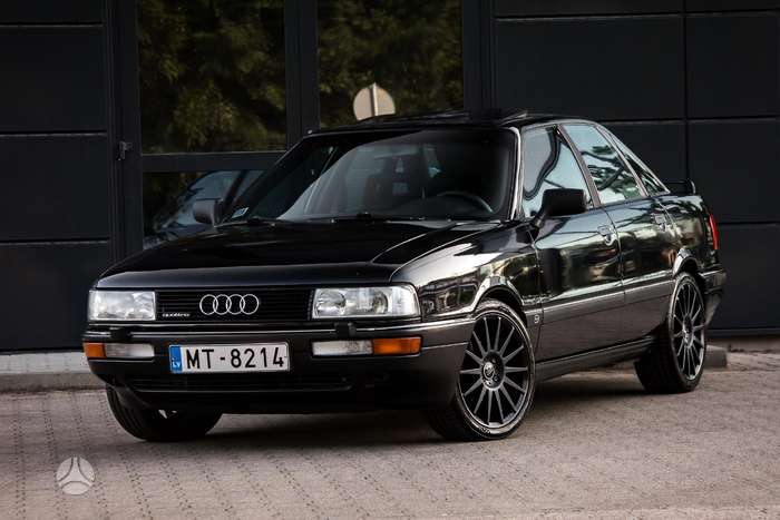 Audi 90, 2.2 l., Седан