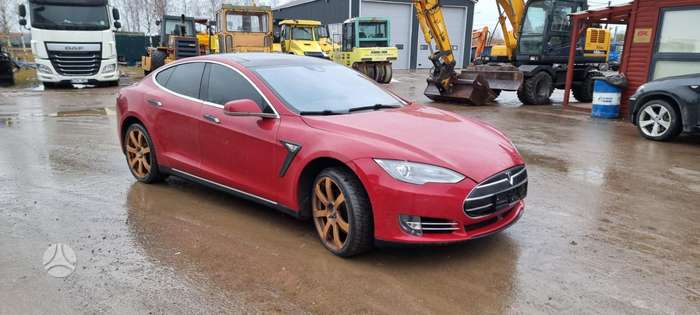 Tesla Model S, sedans