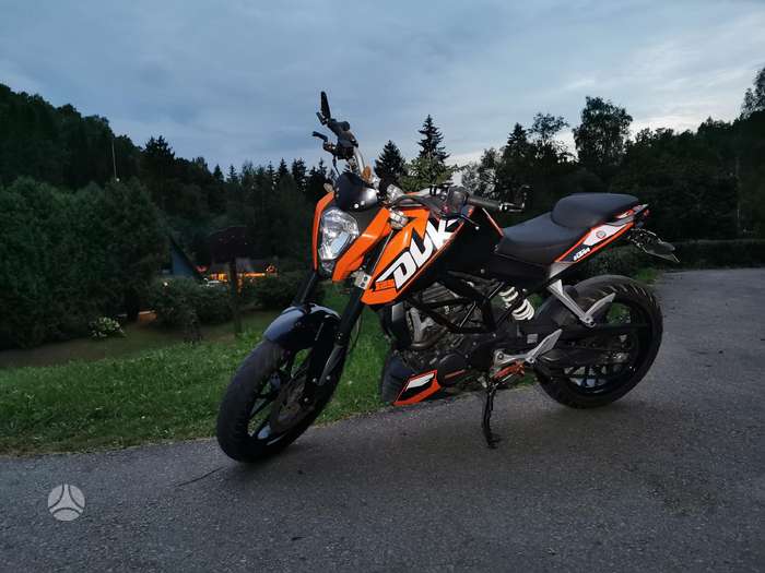 Ktm duke store 125 kaina