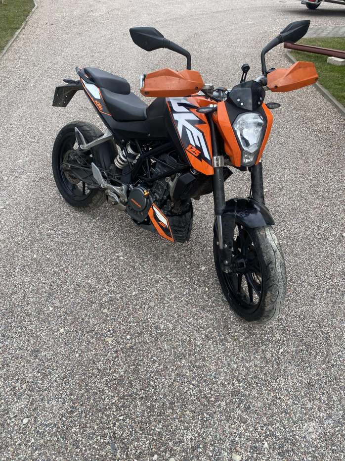 Ktm duke deals 125 kaina