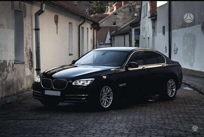 BMW 730, 3.0 l., Седан