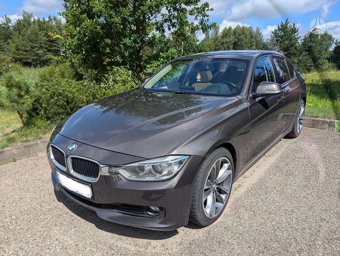 BMW 328, 2.0 l., Седан