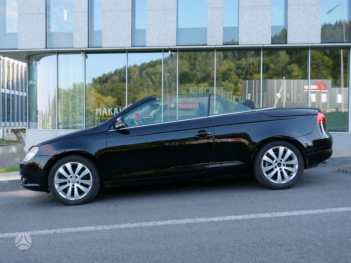 Volkswagen Eos, 2.0 l., convertible