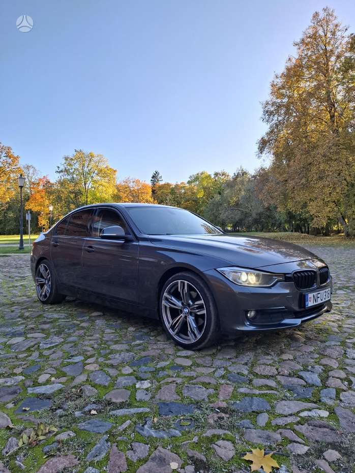 BMW 318, 2.0 l., Седан