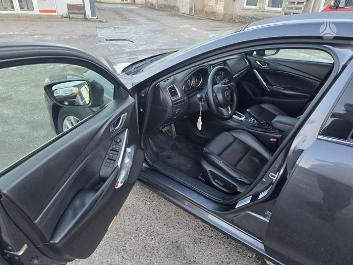 Mazda 6, 2.5 l., Седан