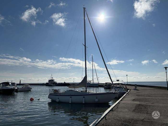Bostrom 31 MK1, keelboats