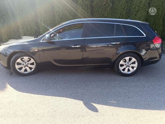 Opel Insignia, 2.0 l., wagon
