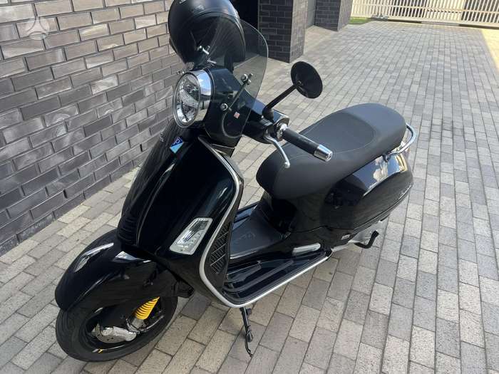 Piaggio Vespa 125cc, мотороллеры / мопеды
