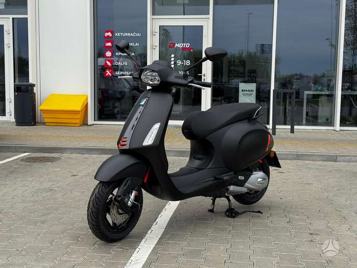 Piaggio Vespa 125cc, scooters / mopeds