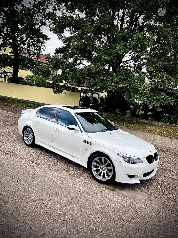 BMW M5, 5.0 l., Седан