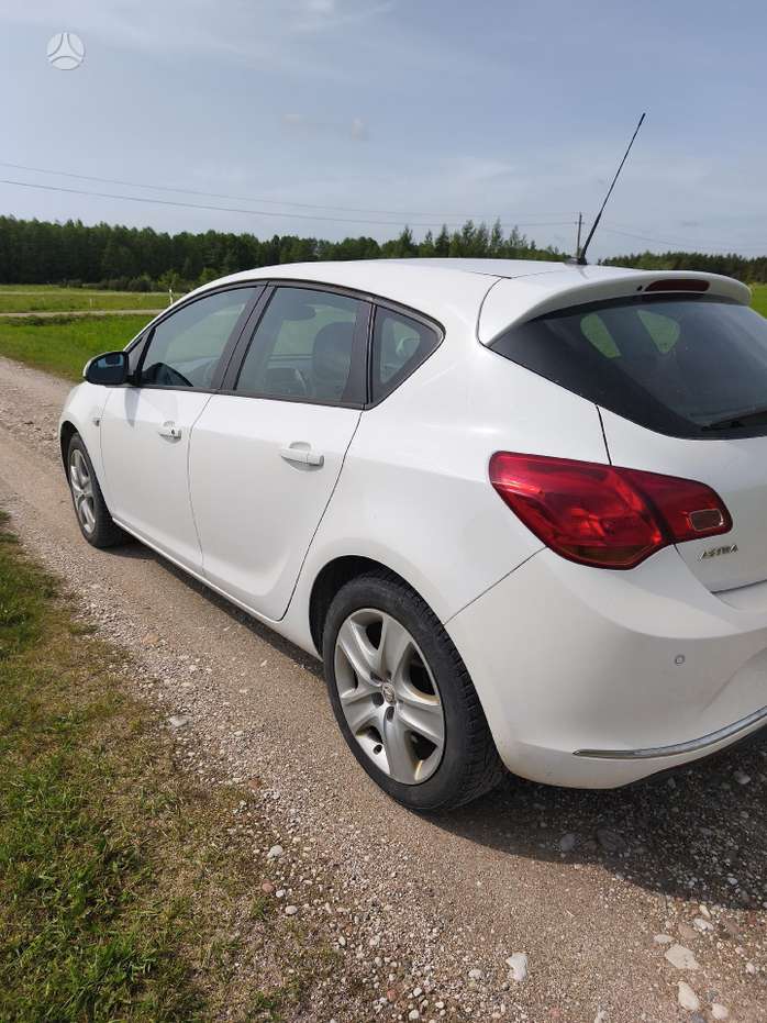 Opel Astra, 1.6 l., hatchback