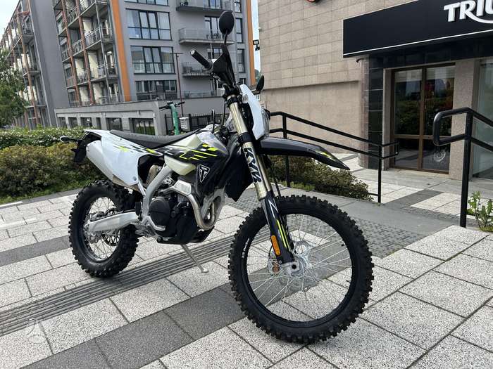 Triumph TF-250 E 249cc, enduro / adventure