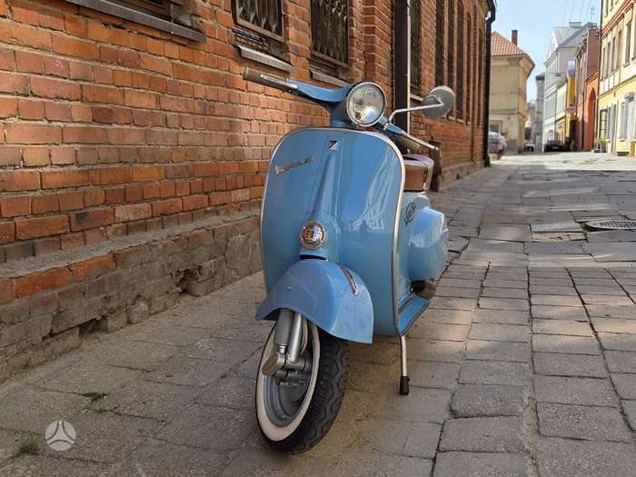 Piaggio Vespa 50cc, scooters / mopeds