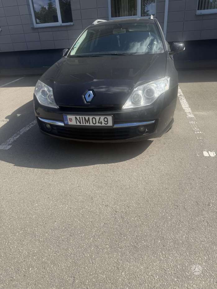 Renault Laguna, Универсал