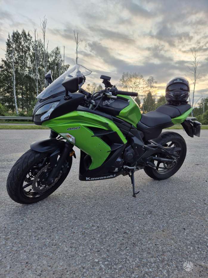 Kawasaki ER 649cc, street / classic