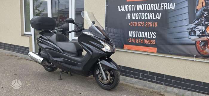 Yamaha Majesty 400cc, scooters / mopeds