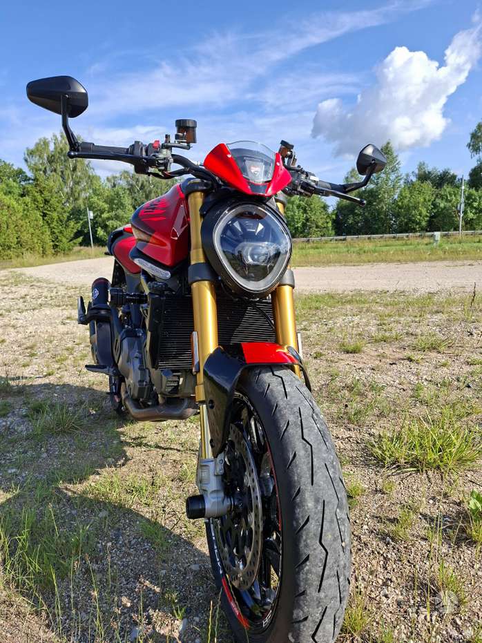 Ducati Monster 937cc, street / klasikiniai