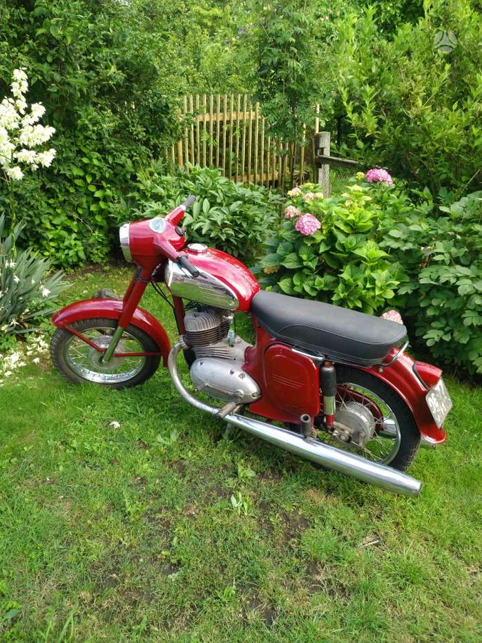 Jawa 350 350cc, street / classic