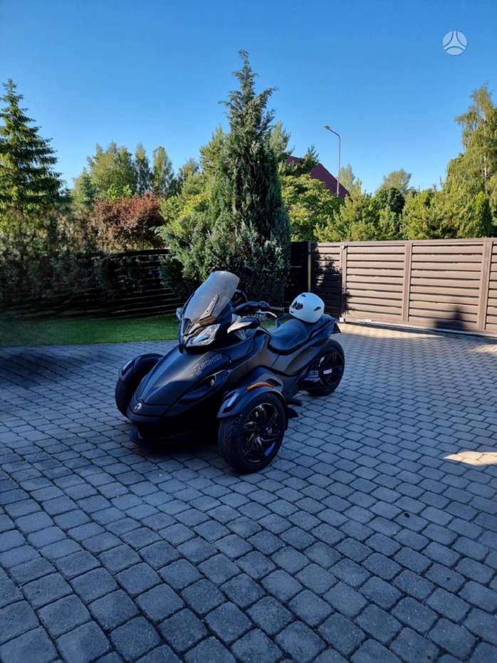 Can-Am Spyder, trikes