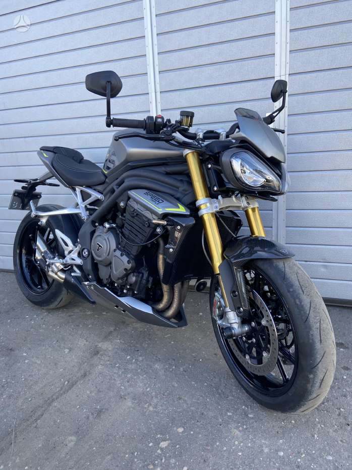 Triumph Speed Triple 1200cc, street / classic
