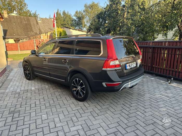 Volvo XC70, 2.0 l., wagon