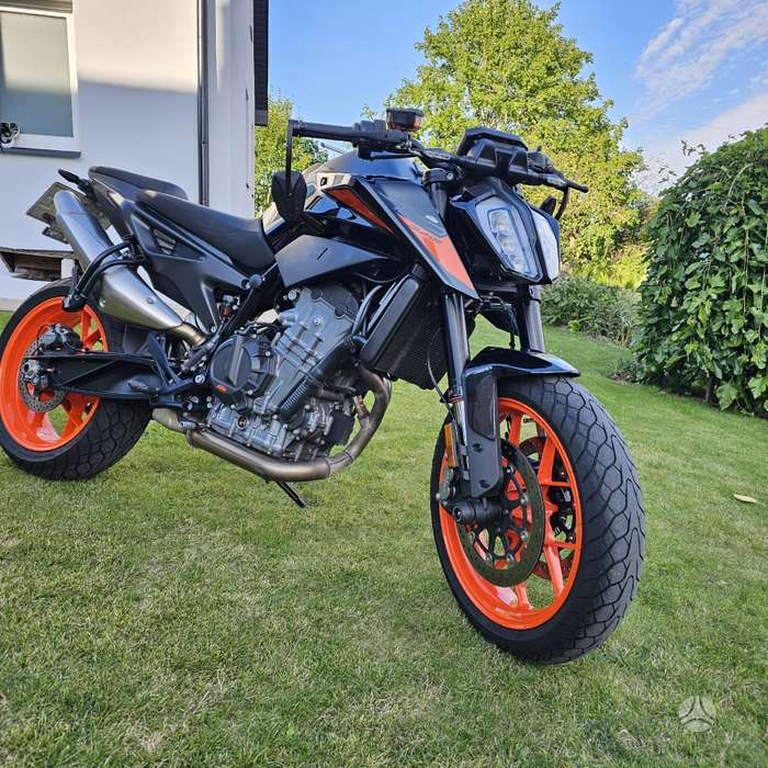 KTM Duke 790cc, supermoto