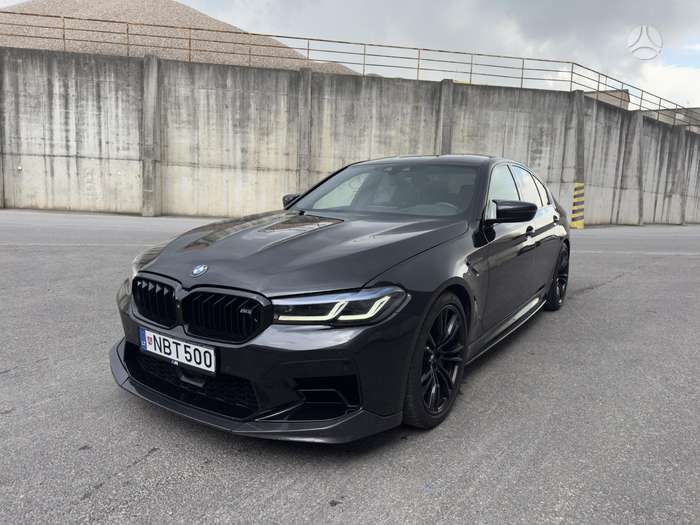 BMW M5, 4.4 l., Седан