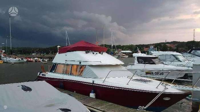 Bayliner/USA 2450 Ciera Command bridge, яхты / катера