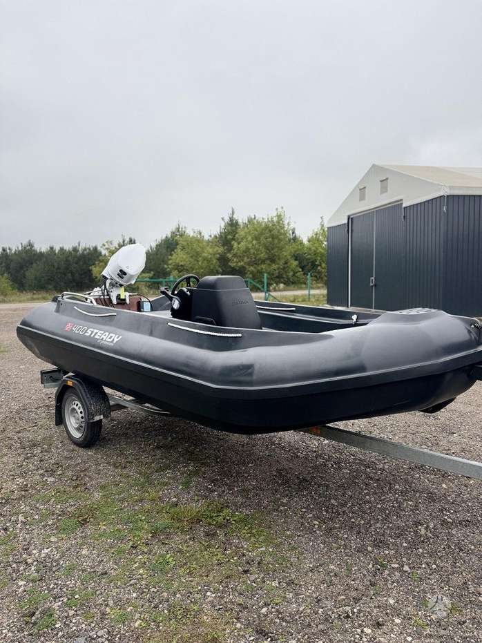 Pioner 400 Steady, yachts / cruisers