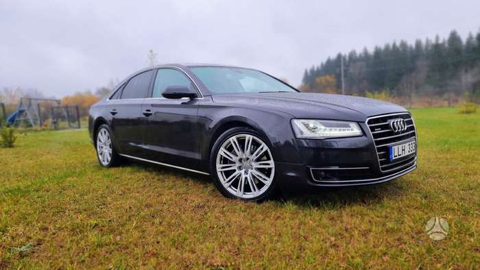 Audi A8, 3.0 l., Седан