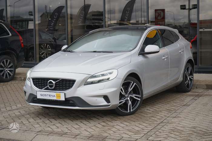 Volvo V40, 2.0 l., hatchback