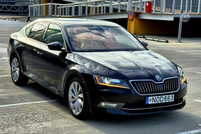 Skoda Superb, 2.0 l., Хэтчбек