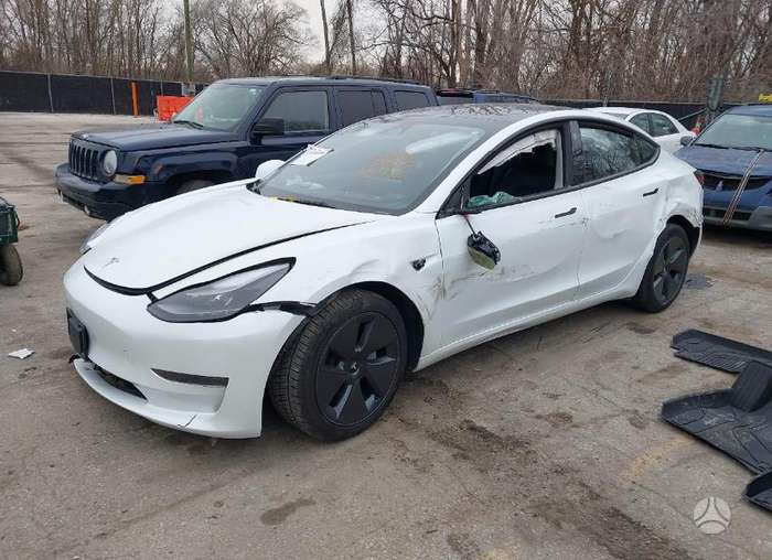 Tesla Model 3, 60 кВт·ч, Хэтчбек