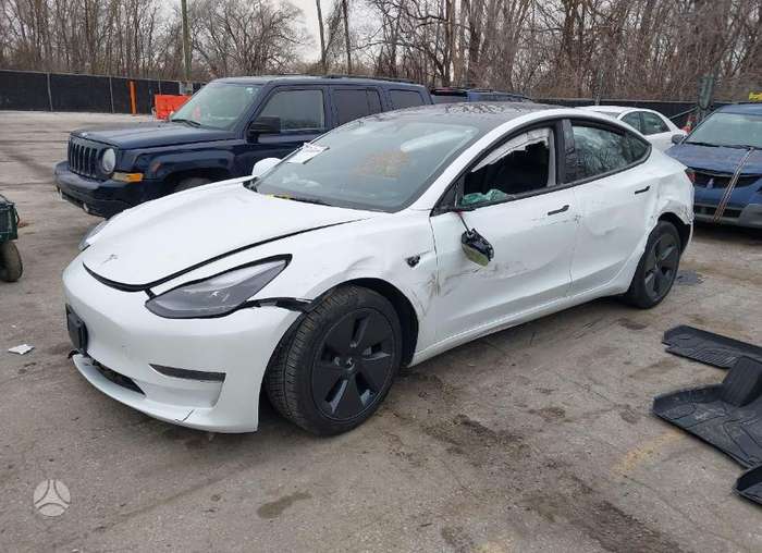 Tesla Model 3, 60 kWh, hatchback