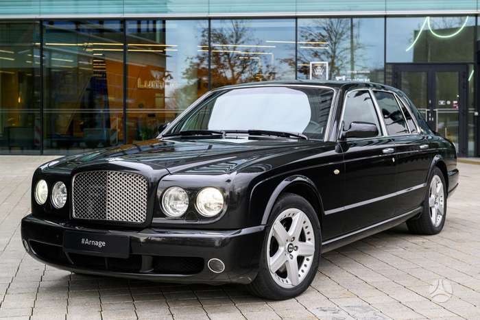 Bentley Arnage, 6.8 l., Седан
