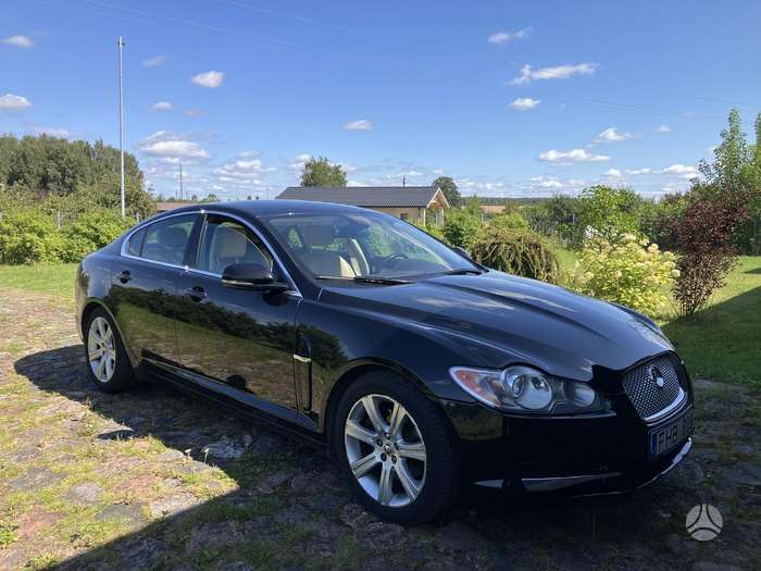 Jaguar XF, 3.0 l., Седан