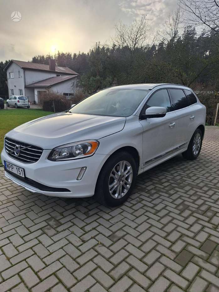 Volvo XC60, 3.2 l., off-road / crossover