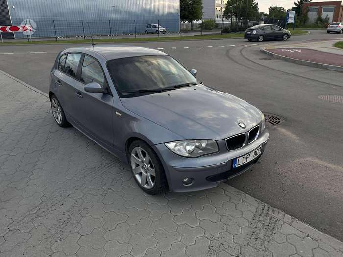 BMW 120, 2.0 l., Хэтчбек