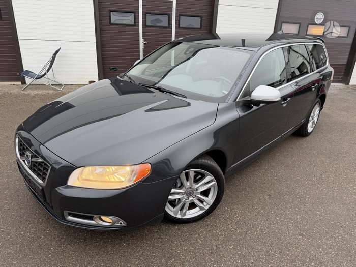 Volvo V70, 2.0 l., Универсал