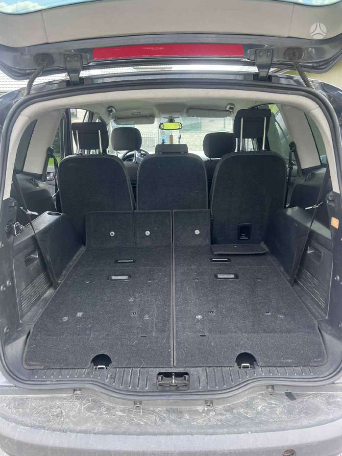 Ford S-MAX, universalas