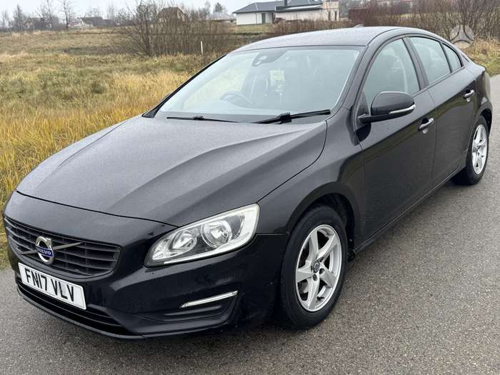 Volvo S60, saloon / sedan